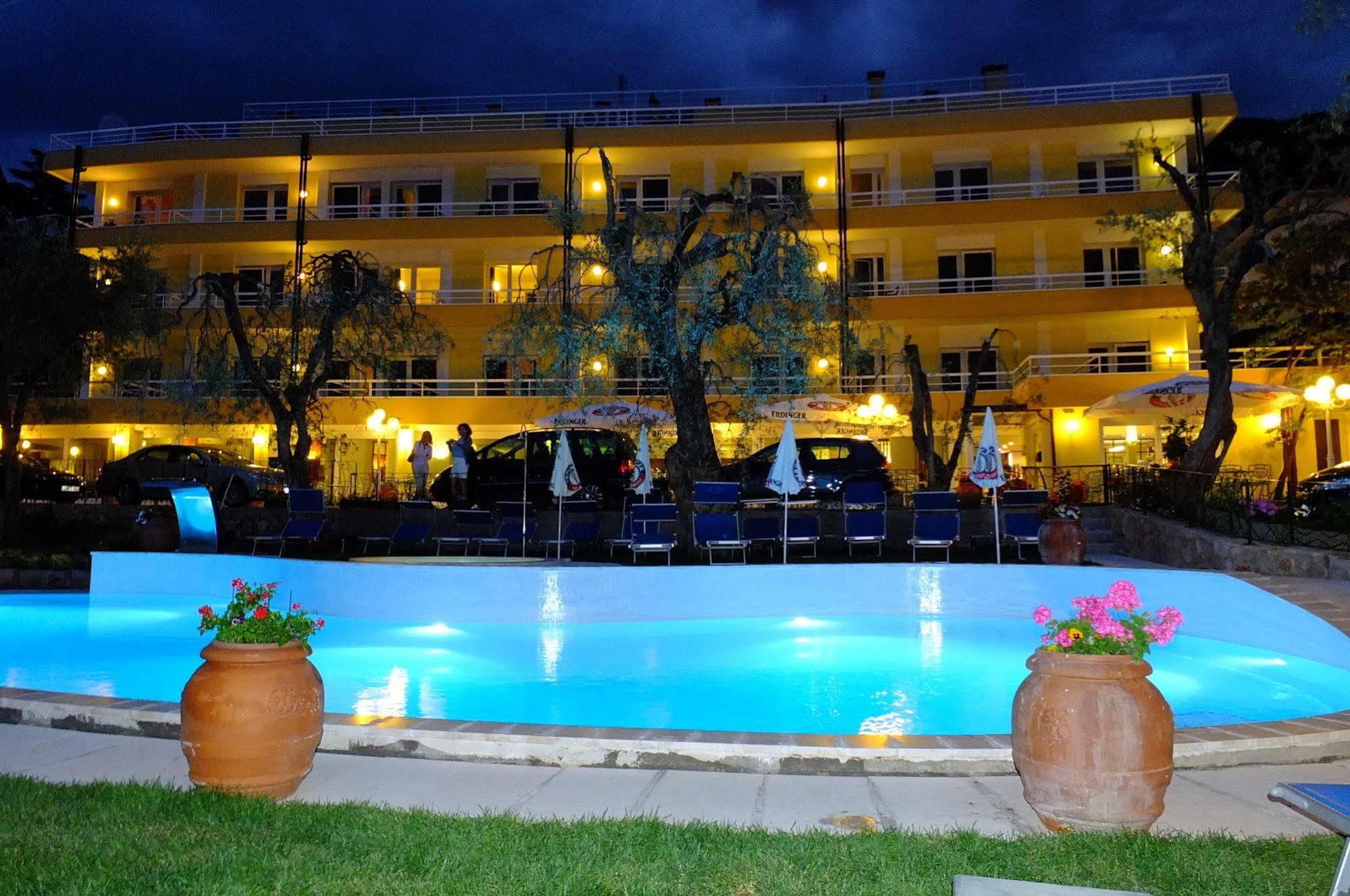 Internazionale 4* Torri Del Benaco